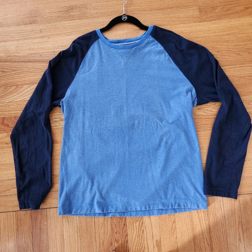 Banana Republic Vintage Men's Long Sleeve tee, size L